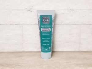 Dentífrico sonrisa radiante con espirulina y bicarbonato