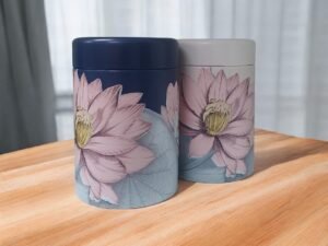 Lata Padma metálica para conservar té e infusiones, recipiente ecológico con diseño floral