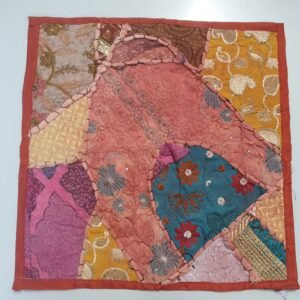 funda-cojin-india-hecho-a-mano Funda de cojín india hecha a mano 41x41 cm con diseño étnico artesanal y textura decorativa bohemia.